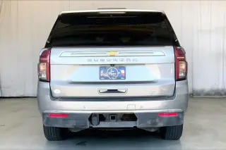 Chevrolet Suburban 2023 4x4 LT 4dr SUV