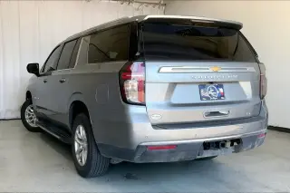 Chevrolet Suburban 2023 4x4 LT 4dr SUV