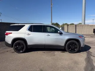 Chevrolet Traverse 2019 LT Cuero 4 SUV