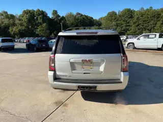 GMC Yukon XL 2015 4x4 SLT 4dr SUV