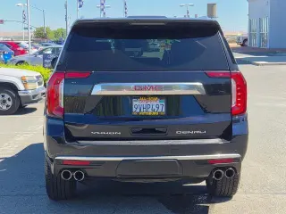GMC Yukon 2023 4x2 Denali SUV de 4 puertas