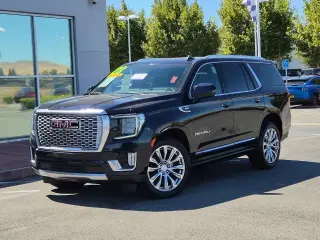 GMC Yukon 2023 4x2 Denali SUV de 4 puertas