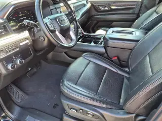 GMC Yukon 2023 4x2 Denali SUV de 4 puertas