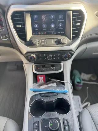 GMC Acadia 2022 4x4 SLT 4dr SUV