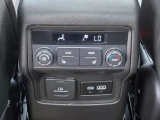 GMC Acadia 2023 SLT 4dr SUV