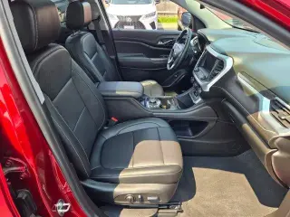 GMC Acadia 2023 SLT 4dr SUV