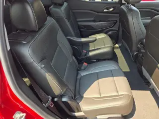 GMC Acadia 2023 SLT 4dr SUV