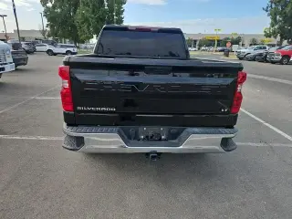 Chevrolet Silverado 1500 2026 4x4 LT 4dr Crew Cab 5.8 ft. SB w/2FL