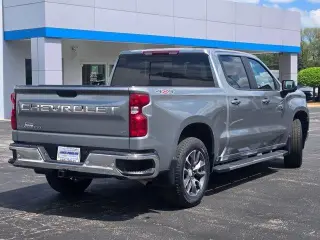 Chevrolet Silverado 1500 2025 4x4 LT 4dr Crew Cab 5.8 ft. SB con 1LT