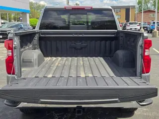 Chevrolet Silverado 1500 2025 4x4 LT 4dr Crew Cab 5.8 ft. SB con 1LT