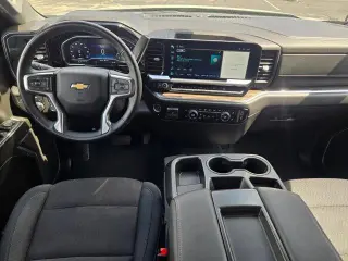 Chevrolet Silverado 1500 2025 4x4 LT 4dr Crew Cab 5.8 ft. SB con 1LT