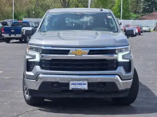 Chevrolet Silverado 1500 2025 4x4 LT 4dr Crew Cab 5.8 ft. SB con 1LT