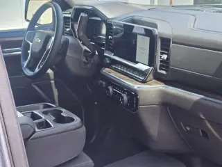 Chevrolet Silverado 1500 2025 4x4 LT 4dr Crew Cab 5.8 ft. SB con 1LT