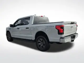 Ford F-150 Lightning 2024 AWD XLT 4puertas SuperCrew 5.5 pies SB