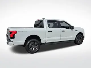 Ford F-150 Lightning 2024 AWD XLT 4puertas SuperCrew 5.5 pies SB