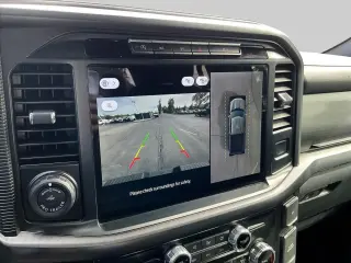 Ford F-150 2024 4x4 Lariat 4dr SuperCrew 5.5 ft. SB