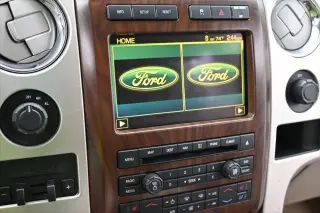 Ford F-150 2010 4x4 King Ranch 4dr SuperCrew Styleside 5.5 ft. SB