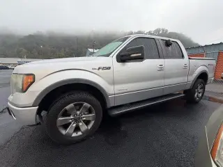 Ford F-150 2011 4x4 Platino 4dr SuperCrew Styleside 5.5 ft. SB
