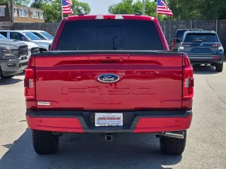 Ford F-150 2022 4x4 XL 4dr SuperCrew 5.5 ft. SB