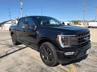 Ford F-150 2023 4x4 Lariat 4dr SuperCrew con cabina de 5.5 m.