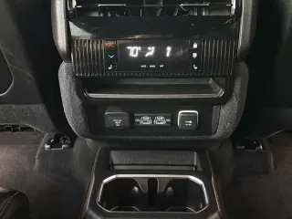 2024 Jeep Wagoneer