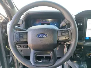 Ford F-150 2024 4x4 STX 4puertas SuperCrew 5.5 pies. SB
