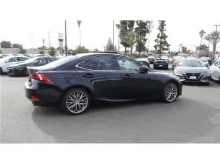 2016 Lexus IS 200t