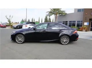 2016 Lexus IS 200t