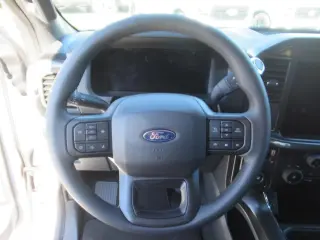 Ford F-150 2025 4x2 STX 4dr SuperCrew 5.5 ft. SB