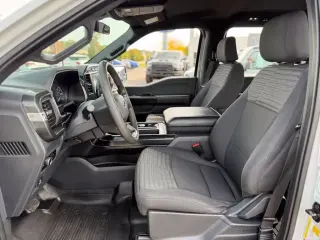 Ford F-150 2023 4x4 XL 4dr SuperCrew 5.5 ft. SB