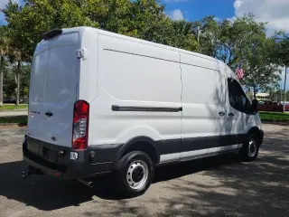 Ford Transit 2023 250 3dr SWB Medium Roof Furgón de Carga