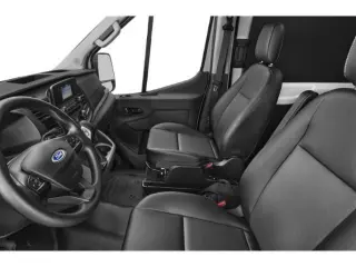 Ford Transit 2023 250 3dr SWB Techo Medio Furgón de Carga