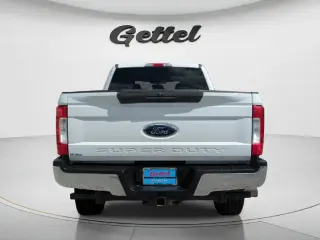 Ford F-250 Super Duty 2019 4x4 XLT Cabina de tripulación 4 puertas 6.8 ft. chata SB