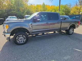 Ford F-250 Super Duty 2017 4x4 Lariat 4puertas Cabina de Tripulación 6.8 ft. SB Pickup