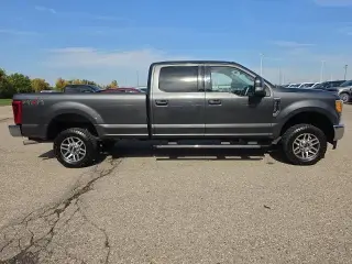 Ford F-250 Super Duty 2017 4x4 Lariat 4puertas Cabina de Tripulación 6.8 ft. SB Pickup