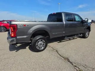 Ford F-250 Super Duty 2017 4x4 Lariat 4puertas Cabina de Tripulación 6.8 ft. SB Pickup