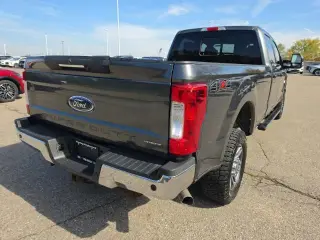 Ford F-250 Super Duty 2017 4x4 Lariat 4puertas Cabina de Tripulación 6.8 ft. SB Pickup