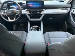 Ford Explorer 2025 AWD Active 4dr SUV