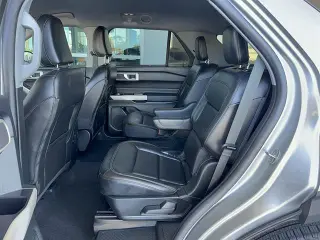 Ford Explorer 2023 XLT SUV de 4 puertas