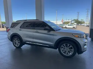 Ford Explorer 2023 XLT SUV de 4 puertas