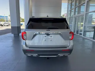 Ford Explorer 2023 XLT SUV de 4 puertas