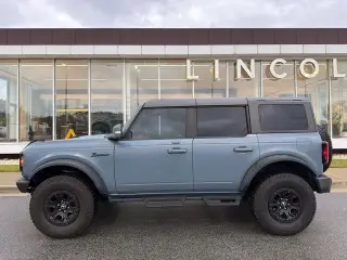 Ford Bronco 2023 4x4 Badlands Advanced SUV de 4 puertas