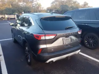 Ford Escape 2022 AWD Titanium 4puertas SUV