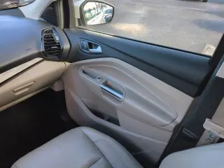 Ford Escape 2018 Titanium SUV de 4 puertas