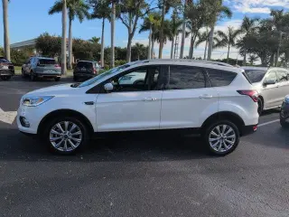 Ford Escape 2018 Titanium SUV de 4 puertas