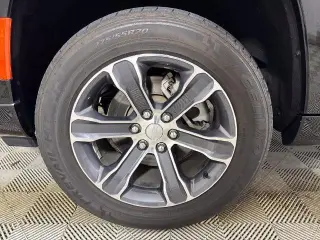 Jeep Grand Wagoneer L 2024 4x4 SUV 4 puertas