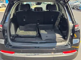 Jeep Grand Cherokee 2023 4x4 Limited SUV de 4 puertas