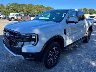 Ford Ranger 2024 4x4 Lariat 4puertas SuperCrew 5.0 pies SB