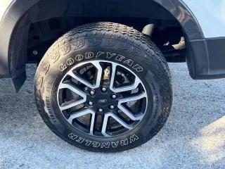 Ford Ranger 2024 4x4 Lariat 4puertas SuperCrew 5.0 pies SB