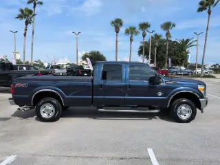 Ford F-250 Super Duty 2015 4x4 XL 4dr Crew Cab 6.8 ft. Pickup